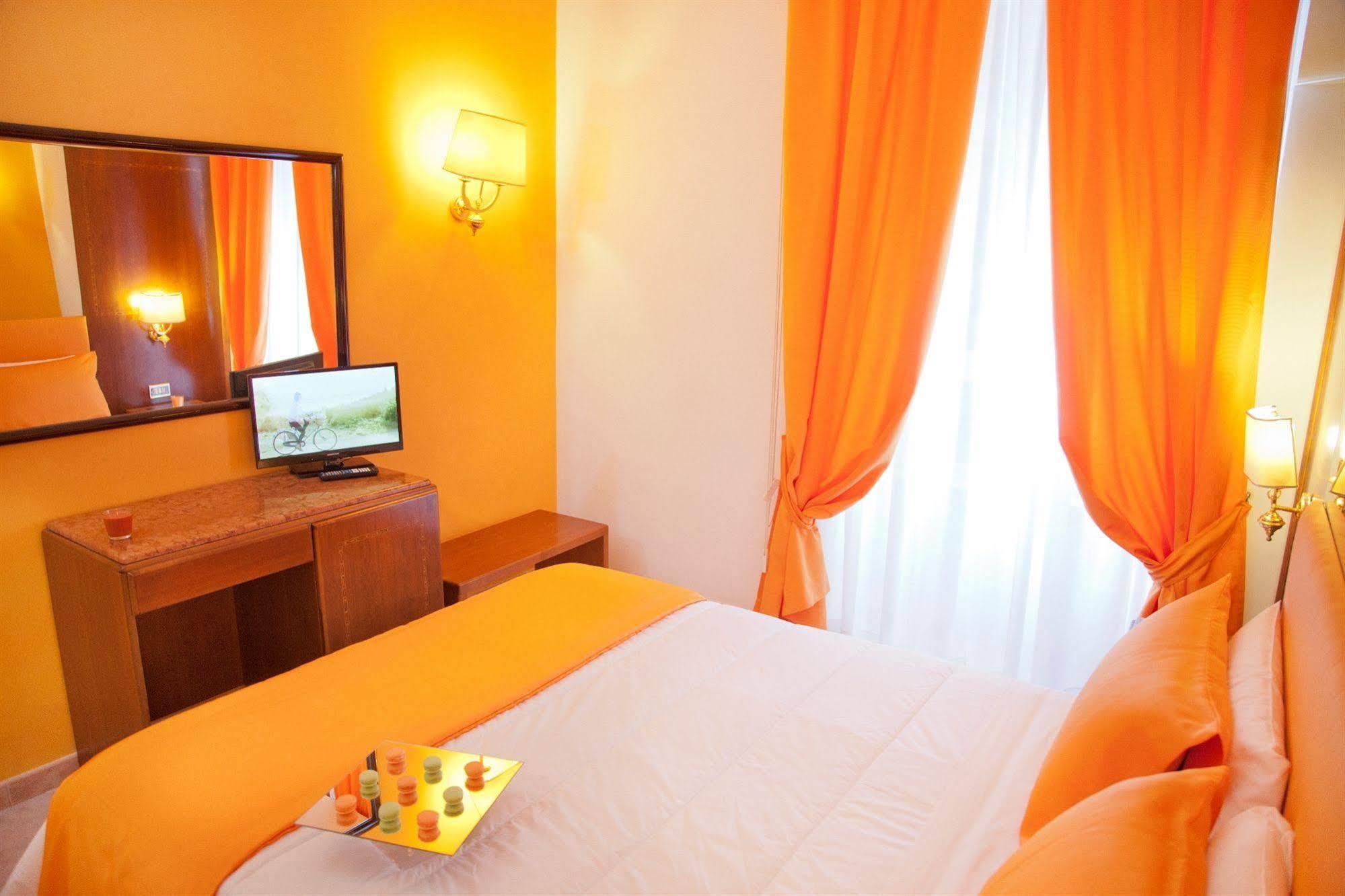 Hotel Max Rome Bagian luar foto